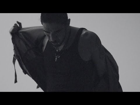 A. Chilla feat D'Litte - Linelu es du (Official Music Video)