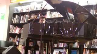 Renzo Rubino@La Feltrinelli - Roma - "Per sempre e poi basta" . Showcase 3/3/14