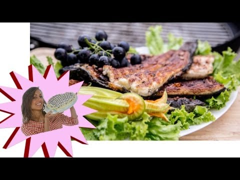 La decolorazione pigmentary nota su una faccia Decolorazione del carbonato di sodio di persona