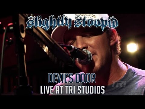 Devil's Door - Slightly Stoopid (Live at Roberto's TRI Studios)
