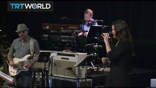 Showcase: Idina Menzel on tour