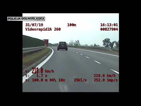 02.08.2019 - Oleśnica - Pirat na S8 pędził ponad 220 km/h