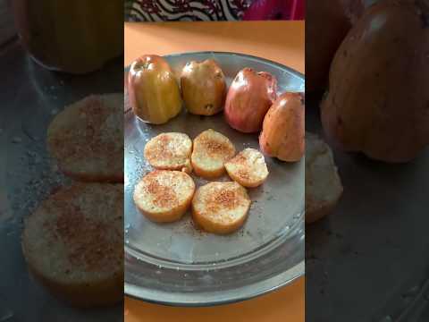 Ever eaten this cashew fruit😒🤤#summerfruits #shorts #ytshorts #youtubeshorts #trending