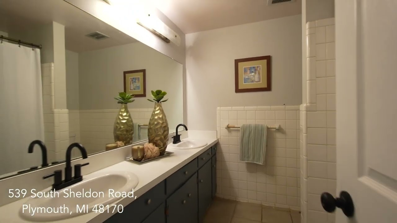 Video tour of 539 South Sheldon Road