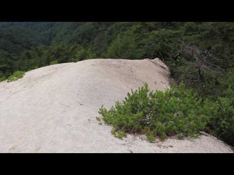 白砂利（ふる里自然観察路）