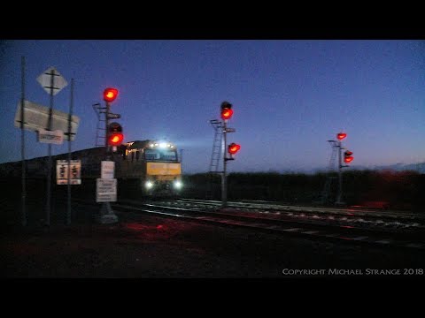 MP5 Pacific National Container Freight - PoathTV Australian Trains & Railways