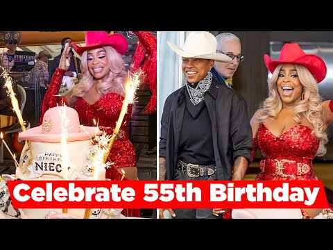 Niecy Nash Celebrates Her 55th Birthday Party With Friends