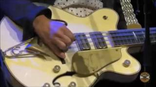 Video thumbnail for Tom Petersson's Gretsch 12 string demo performance only by shitty phone footage
