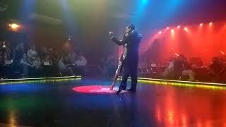 Jésica Gómez y Franco Andrada bailan en Maldita Milonga