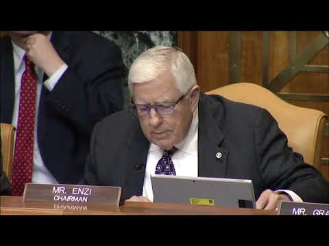 Senate Budget Committee approves plan to cut deficits by half a trillion dollars