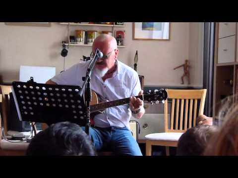 Phil Burdett - Valentino Mainline (Live @ a living room in Colchester, 05/04/2014)