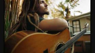 John Butler Trio - Devil Running (demo) Fremantle, 2006