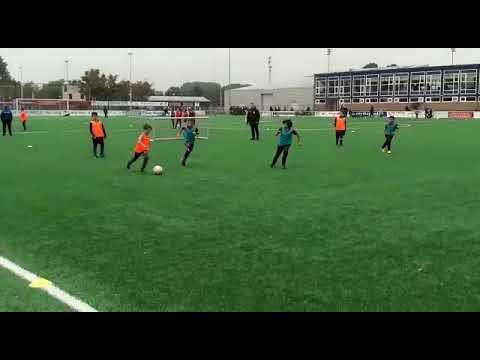 JC Soccerfuture Sportsgroup Skills on training