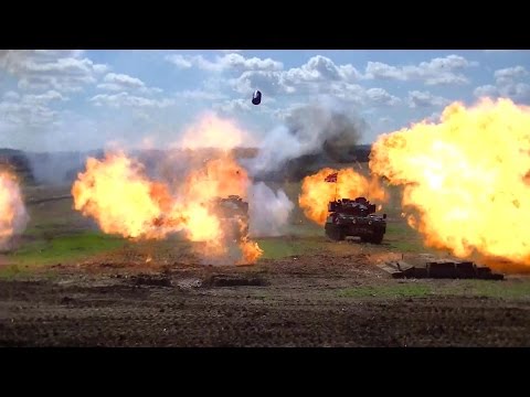 Tanks, Trucks and Firepower Show 2016: CVRT Demonstration