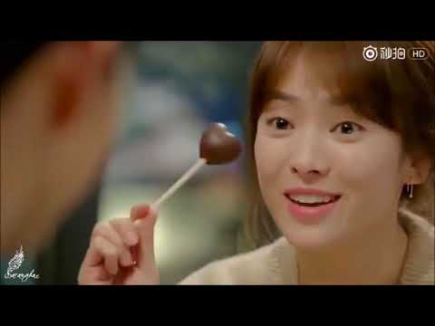 Song Joong Ki & Song Hye Kyo appear together in airport