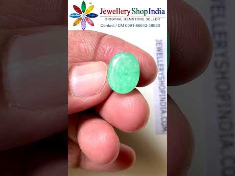 Product video thumbnail