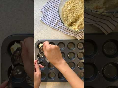 Video thumbnail: Muffins receta shqip - Muffins - Receta Shqip