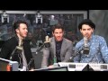→ 02.04.2013 | Vidéos des Jonas en interview avec Ryan Seacrest :_____[ → article associé ] 