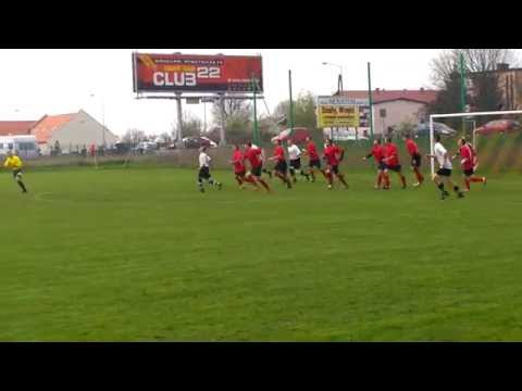 KOMETA Kryniczno - SPARTA Będkowo 13.04.2014 | rzut wolny