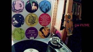 CAROLE DAVIS - it's in my genes/ dissin' jerome (girl talk)