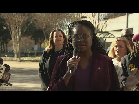 Local Democratic leaders respond to Border Patrol operations in Charlotte | WSOC-TV