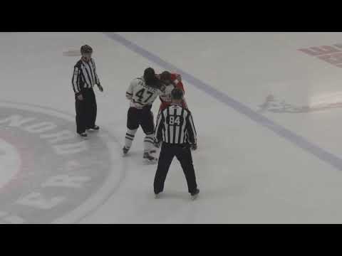 Danick Paquette vs Chris Cloutier