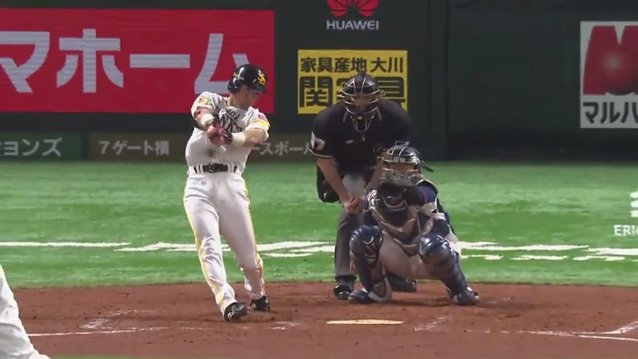 福岡ソフトバンク・本多選手が逆方向へオープン戦1号。昨年は本塁打0本