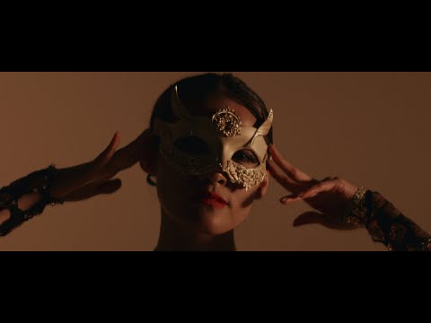 Rome in Silver - cloud9high (feat. Vaarwell) [Official Music Video]