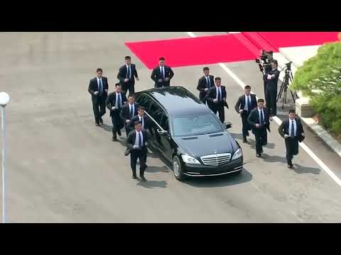 Kim Jong Un's 12 bodyguards vs. Psy