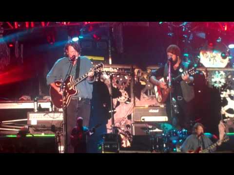 Zac Brown Band with John Bell - Blue Indian - Ain't Life Grand - 10-19-13