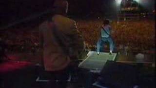 GABINETE CALIGARI--EL CALOR DEL AMOR EN UN BAR(DIRECTO)