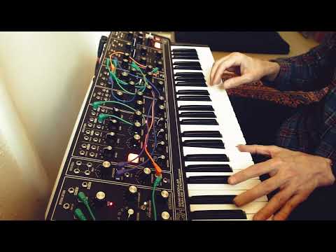 090 / Moog Matriarch / No. 14 / The Beauty of Falling Apart