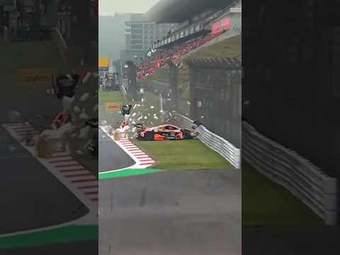 McLaren Driver Walks Away After Heavy Crash 🙏