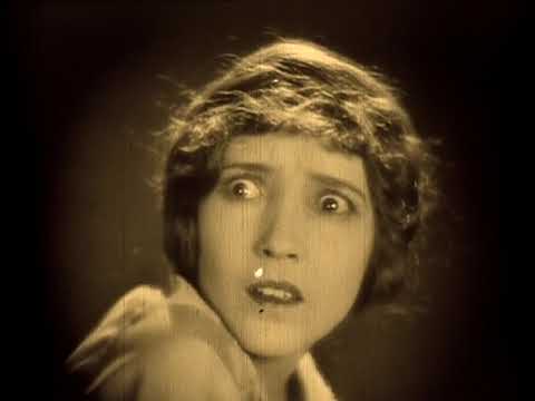 "Il mondo perduto" ("The Lost World", 1925). Glass shot.