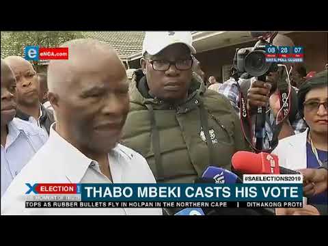 Thabo Mbeki casts his vote