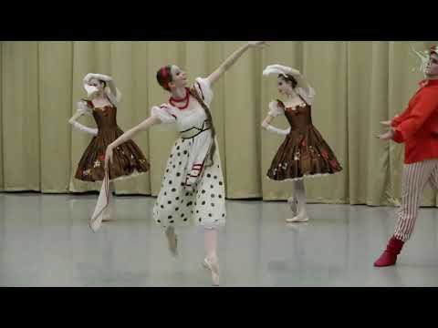 Russian Dolls from Ballet "The Fairy Doll" - Julia Bondareva And Ivan Kamyshov