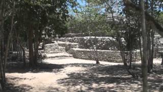 preview picture of video 'Coba, Quintana Roo - tour of the ruins part 3'