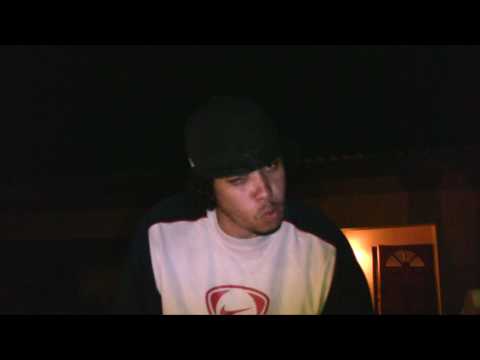 Urban Chaos Back To School (Lag'e Koi Bai LIVE ON STAGE 6 AUG 2010 @ BANANAS ) Oz