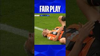 ⚽️ More than a game 🤝 Respect to FC Porto and Galeno 👏 Football fair play 🙏🏻 #Shakhtar #UCL