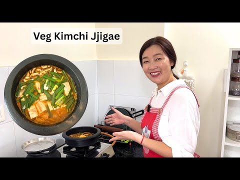Veg Kimchi Jjigae Recipe | Easy Kimchi Soup | Kimchi Stew