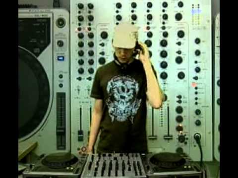 Alex Danilov @ RTS.FM Moscow Studio - 18.09.2009: DJ Set