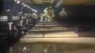 Haircut 100 - Favourite Shirts (Boy Meets Girl)