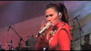 Download lagu NICKY ASTRIA LIVE CONCERT IN BANDUNG 2013 mp3 Download lagu NICKY ASTRIA LIVE CONCERT IN BANDUNG 2013 mp3