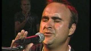 Make A House A Home - Kenny Walsh (Raised On Country Music Special).mpg