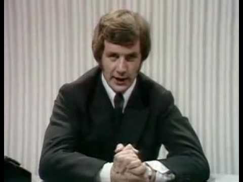 Monty Python- Déjà Vu Video