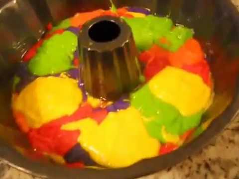 Kooking with Keisha - Colorful Cake!