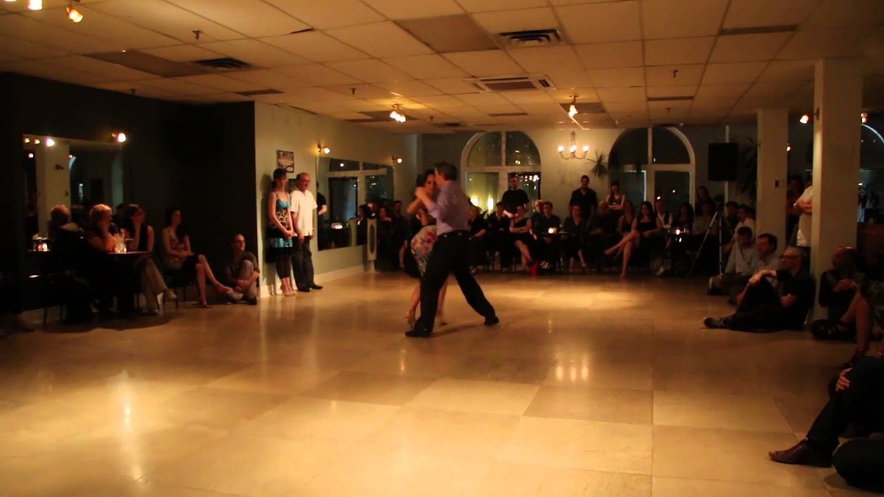 Mariana Dragone & Tomas Howlin : danse 2 (Studio Tango 08-04-2015)