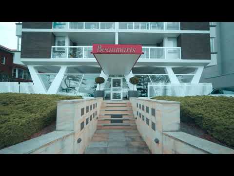 1/42-44 Cliff Road, Wollongong // Waterfront apartment showcasing world-class views!