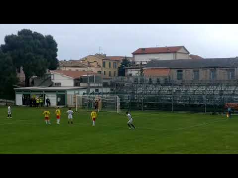 Castelnuovo Nuova Santegidiese rigore De Rosa