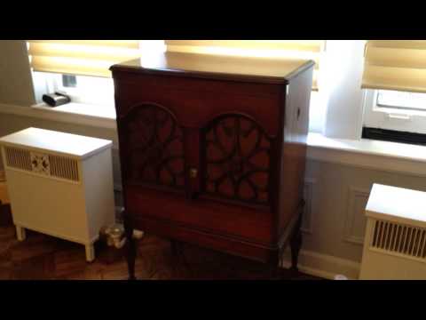 The New Mayfair Dance Orchestra -- "Don't Stand in the Doorway"